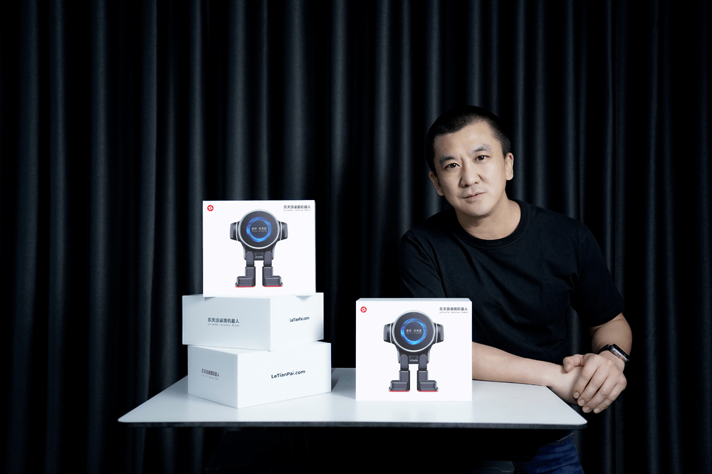 专访乐天派创始人李明:深耕AI价值陪伴,探索机器人新形态