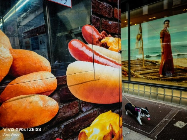 vivo X90s:街头色彩大师,尽显质感