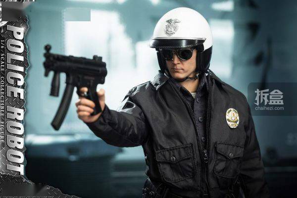 1/6动作人偶：液态机器人警察终结者T1000罗伯特