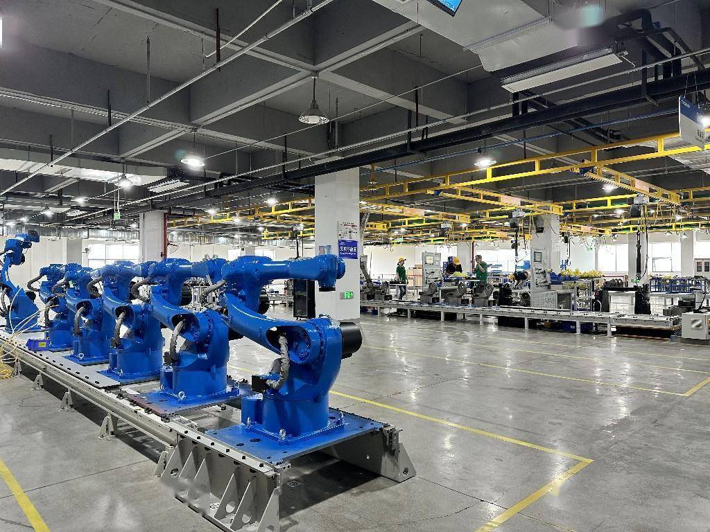 串珠成链 成都工业机器人产业加速成型