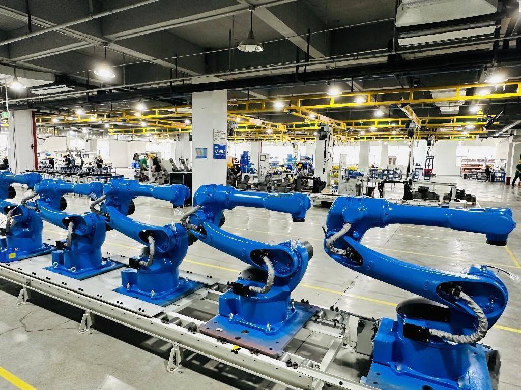 串珠成链 成都工业机器人产业加速成型