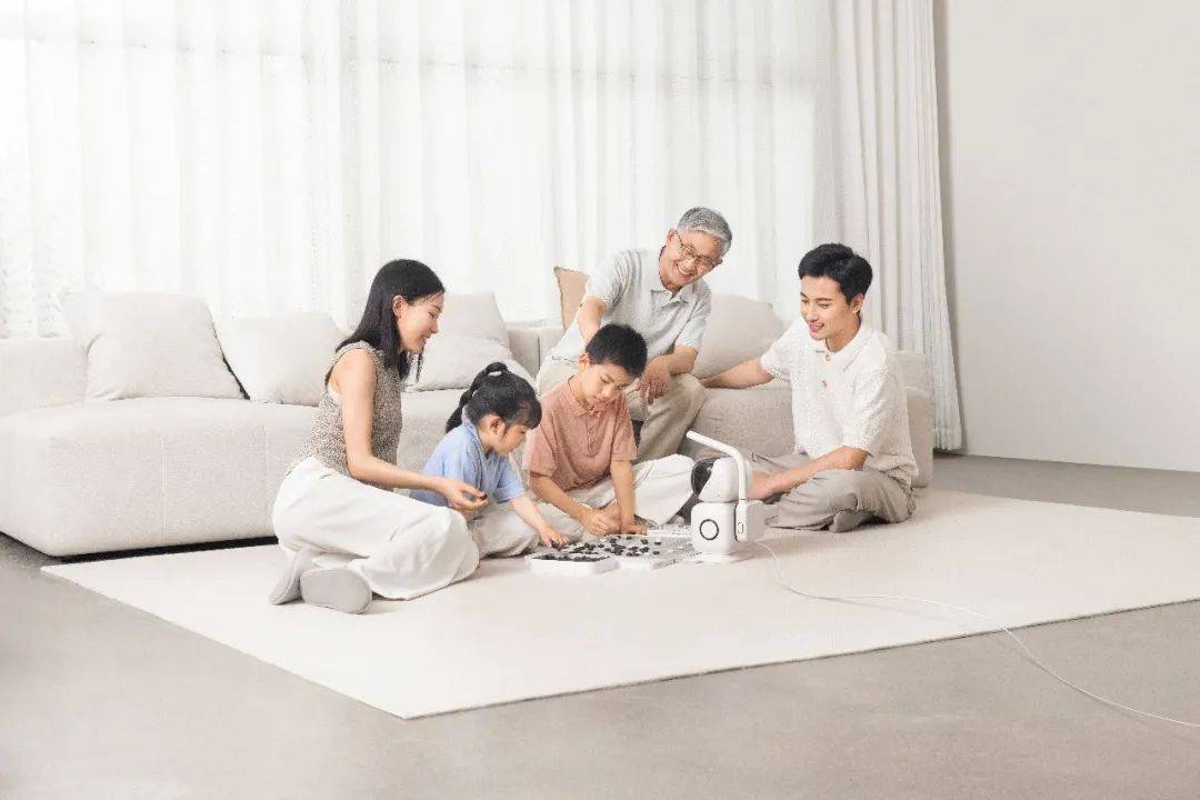 AI机器人逐渐融入生活，从AlphaGo到元萝卜