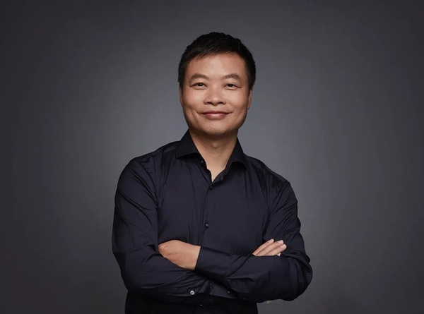 电动车普及与充电设施建设:燃油车替代的关键