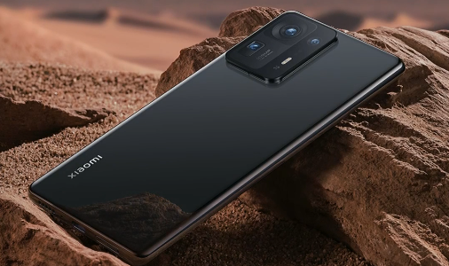 小米MIX5：无边瀑布屏，无孔设计新标杆！