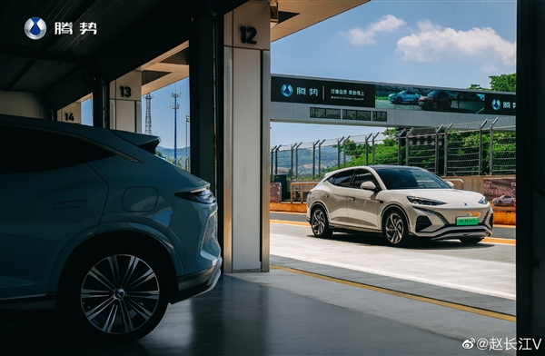 比亚迪赵长江发声:800V充电技术误导行业,腾势N7独步全场景超充