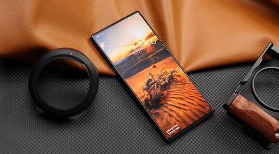 努比亚Z50 Ultra摄影师版震撼发布：外观质感与影像能力并重