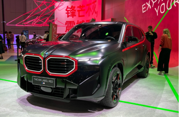 内外兼修!宝马XM Label Red限量版豪华配置曝光