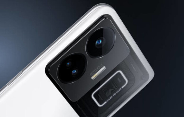 realme真我GT系列：续航能力与影像体验双提升