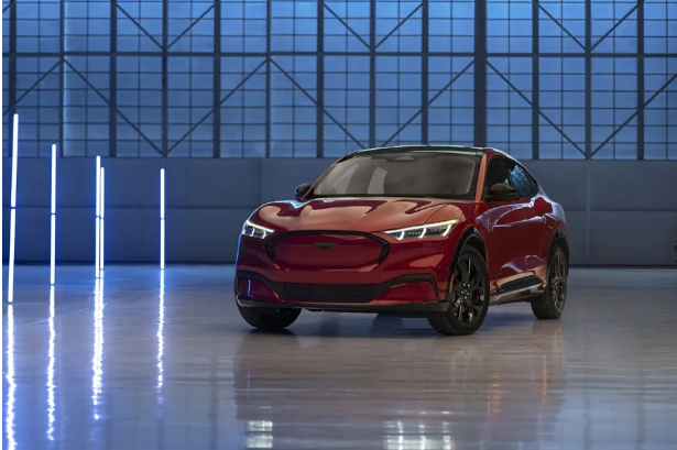 福特电马赫公司将继续运营，否认终止计划