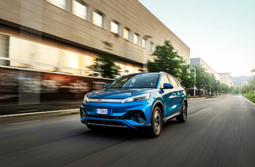 比亚迪入意汽车市场，推四款新车