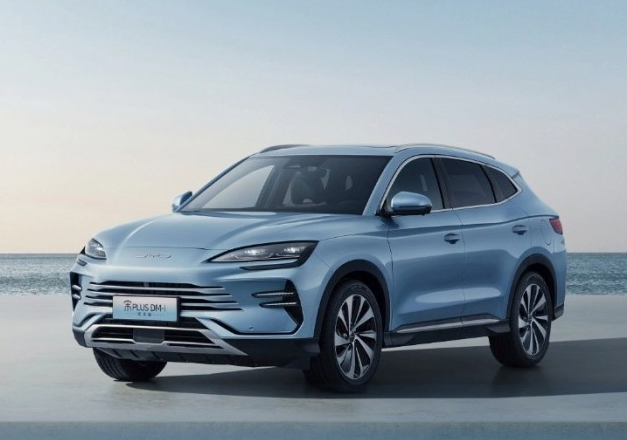 内外大变身!比亚迪宋PLUS冠军版亮相 海洋网内饰吸睛无数