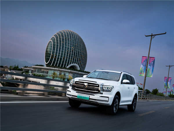 新型坦克Hi4-T解决尴尬发动机启动问题,引入高压油箱技术创新!