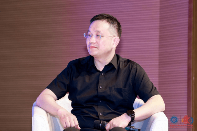 会后直击 | 华理商学院“AI 赋能Made in China”主题论坛精彩无限