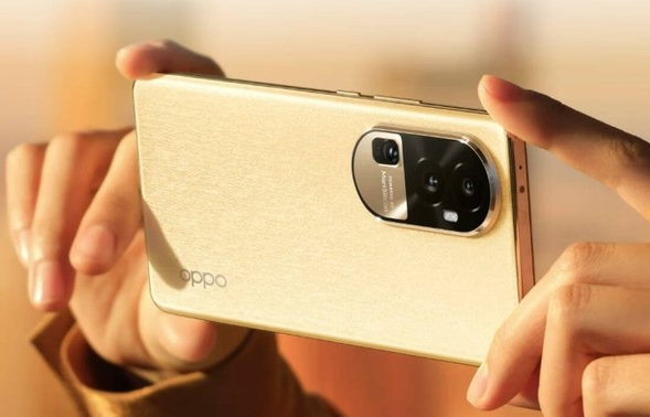 OPPO Reno10系列6400万像素潜望长焦引爆拍摄热潮！（25字）