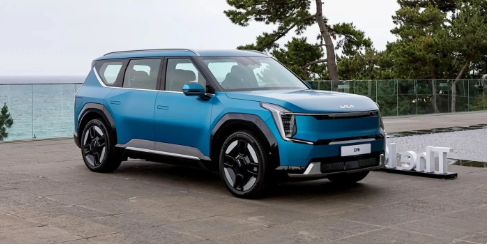 起亚在美国工厂扩建，为首款电动三排SUV腾出空间