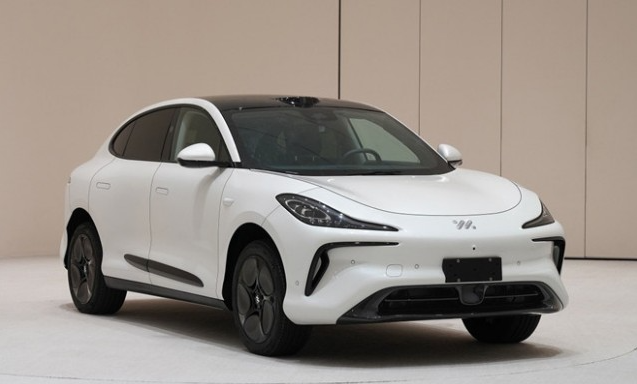 智己LS6首发亮相 再掀电动车市场新浪潮!