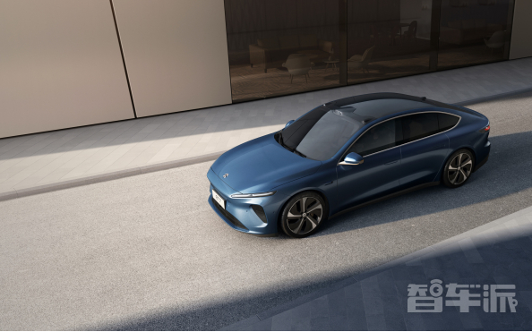 豪华中大型电动轿车市场：奔驰EQE和蔚来ET7角逐榜首