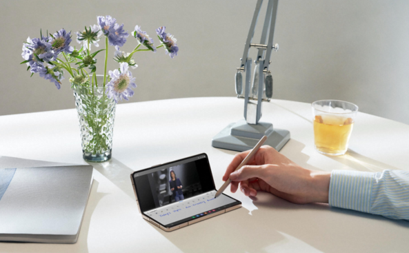 全新设计与科技:三星Galaxy Z Fold4成为父亲节的完美惊喜