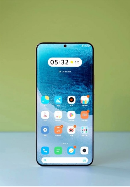 新一代小米14系列手机细节曝光:小直屏与极窄微曲屏两种设计