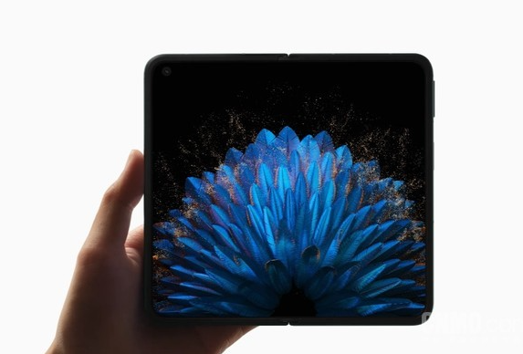 华为和OPPO并列第一!一季度折叠屏手机市场份额27%