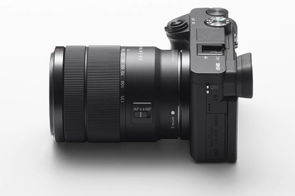 索尼α6700配置曝光：2600万像素APS-C画幅传感器、AI处理器等亮点