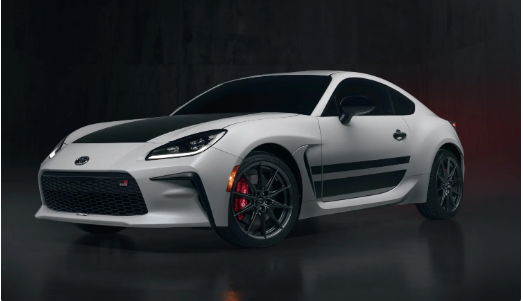 纪念经典跑车AE86：GR86 TRUENO Edition携双色调外观亮相