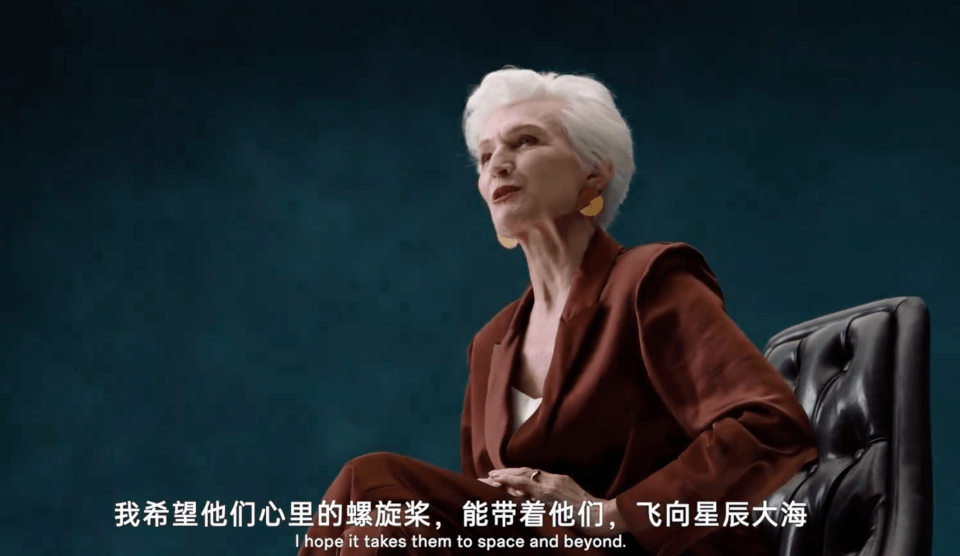 马斯克再出大招!特斯拉人形机器人迎来快速迭代,行业新机遇来了?