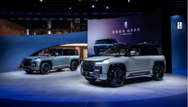 仰望U8预售启动，109.8万元豪华越野SUV即将上市！