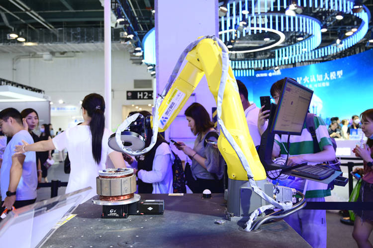 下一波人工智能“浪潮”涌向何处？是什么让马斯克如此看重