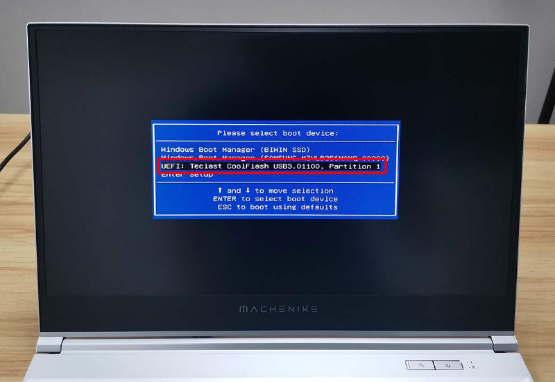 win10转圈卡住进不了系统怎么办
