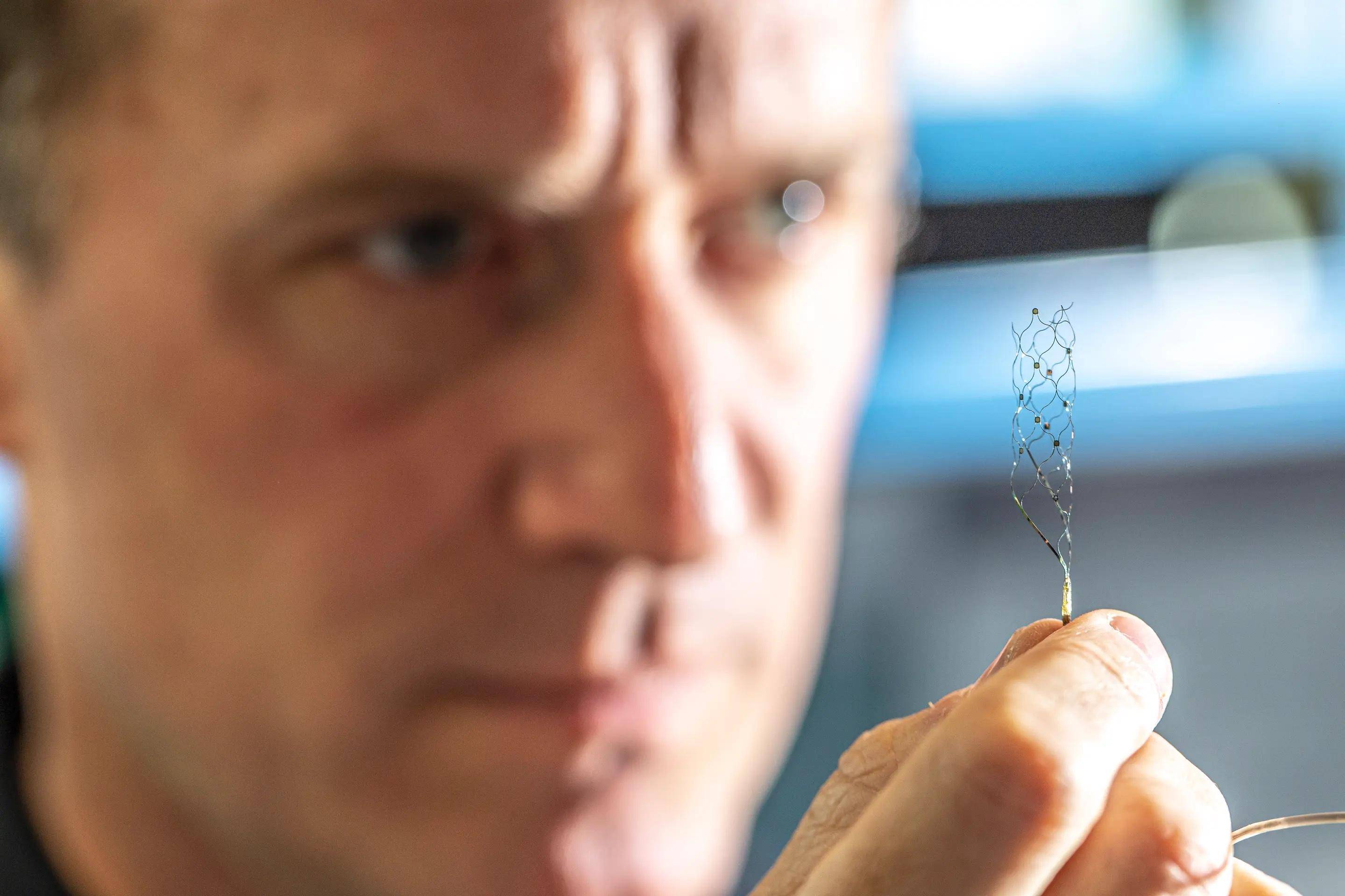 脑机接口新技术详解：血管内植入脑机接口设备“Stentrode”