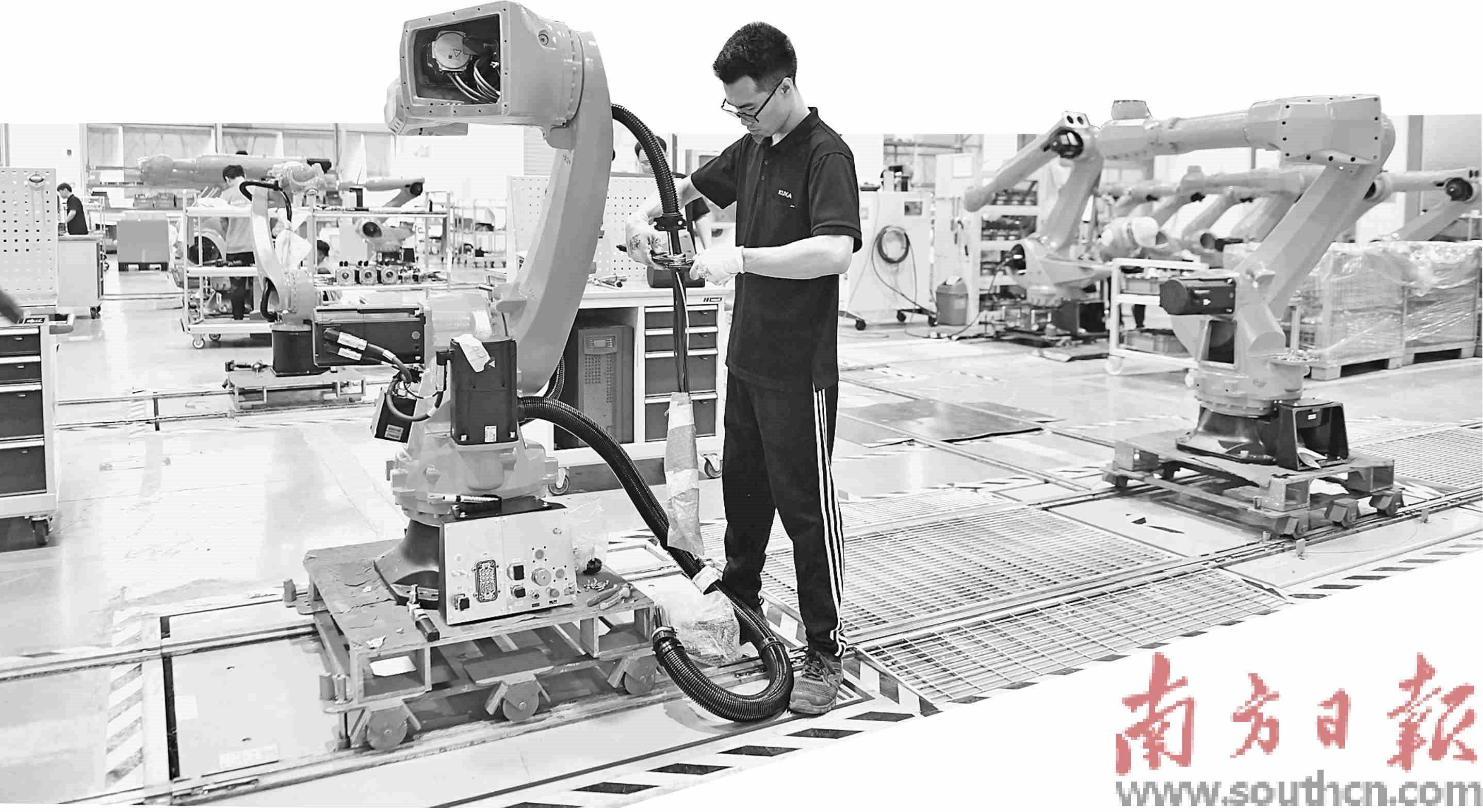 国产机器人产业集群崛起“佛山造”