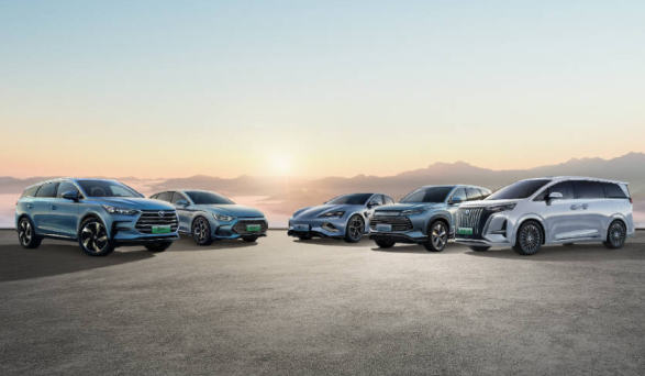 比亚迪7月份汽车销量首度突破，同比增长61%