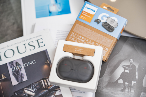 飞利浦“开挂“耳机A6708评测:高音质与0戴感的碰撞