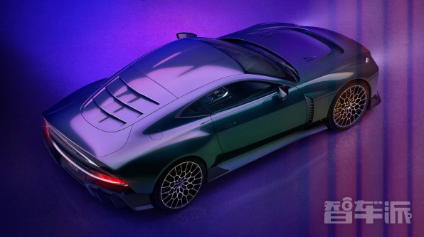 驾驶激情体验!阿斯顿·马丁推出全球限量110辆的手动变速超跑Valor