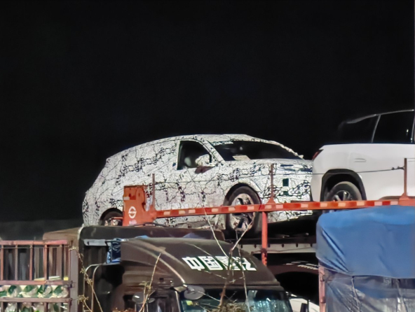 理想汽车L系列迎来新成员：理想L6定位中型五座SUV