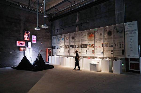 中国美院院长高世名：对AI的人脑反击战，艺术一定是主战场