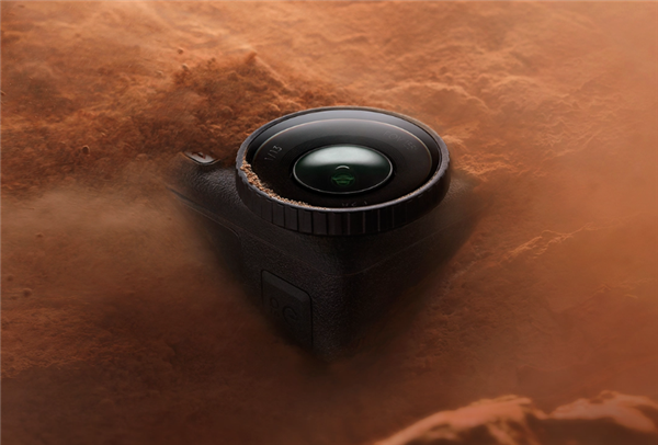 揭晓大疆Action 4预热海报:全新揭示1/1.3英寸传感器