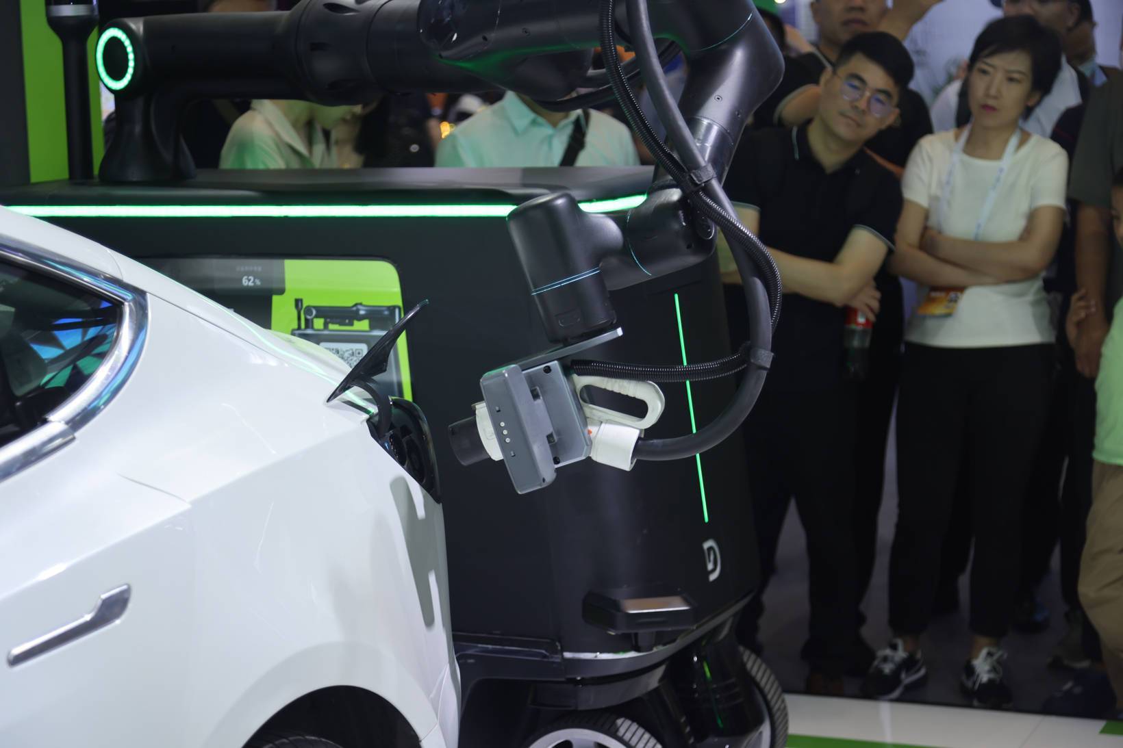 G60小黑首秀,黑马原力惊艳亮相世界人工智能大会