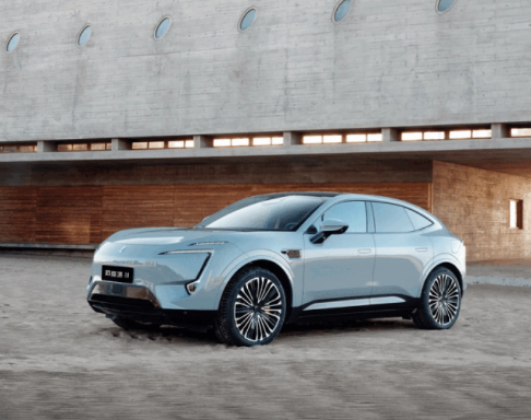 长安汽车宣布阿维塔车型将搭载华为鸿蒙原生车机操作系统