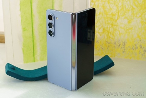 Galaxy Z Fold 5突破创新，开始预售并公布售价