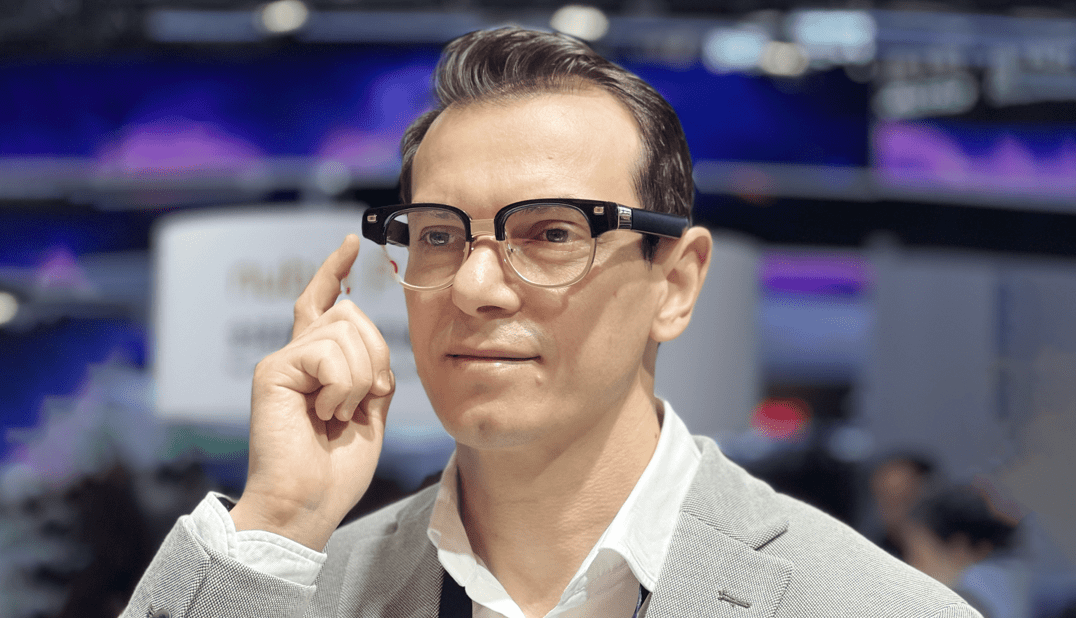 对话莫界科技：消费级GPT无线AR智能眼镜背后的光学技术创新