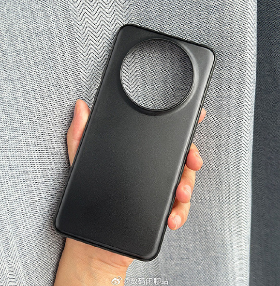 华为Mate60 Pro搭载四摄系统,首次亮相华为自家影像品牌“XMAGE”