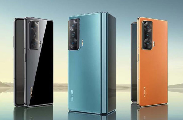 荣耀Magic V2：一次性解决续航、信号和护眼问题的革命性手机