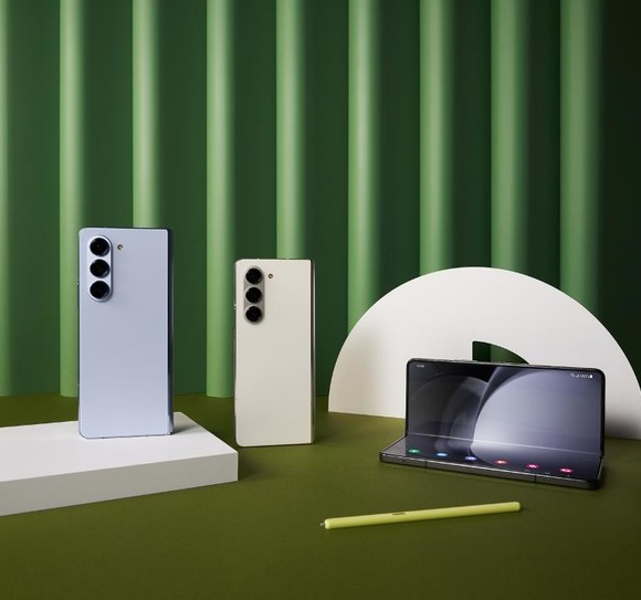 三星推出全新折叠屏旗舰Galaxy Z Fold5，引领高端手机新趋势