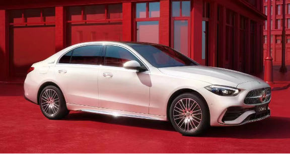 奔驰大规模召回计划：包括S级、C级、E级等车辆，存在严重安全隐患