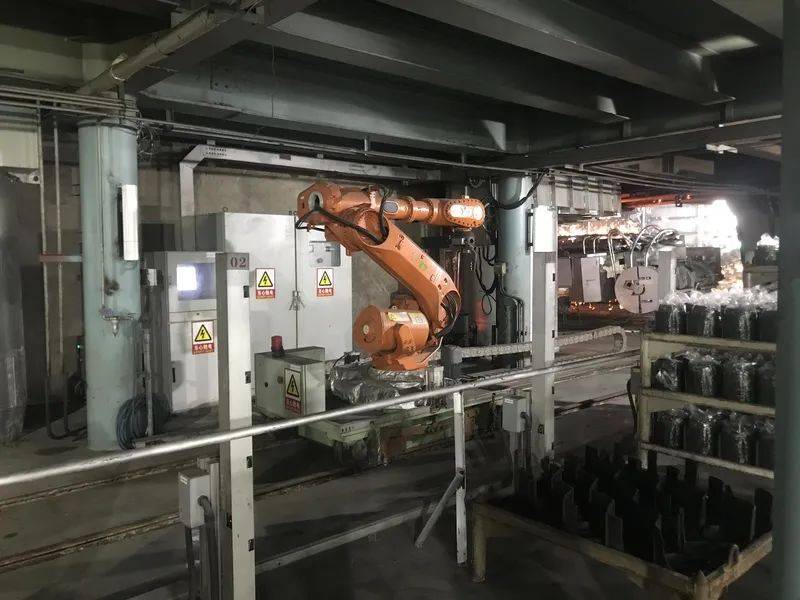 宝钢股份成功打造智能工厂,超过千台“宝罗”机器人已落地运行!