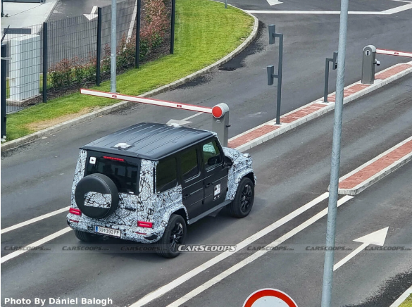 新梅赛德斯奔驰G级曝光:外观微调 升级驾驶辅助系统