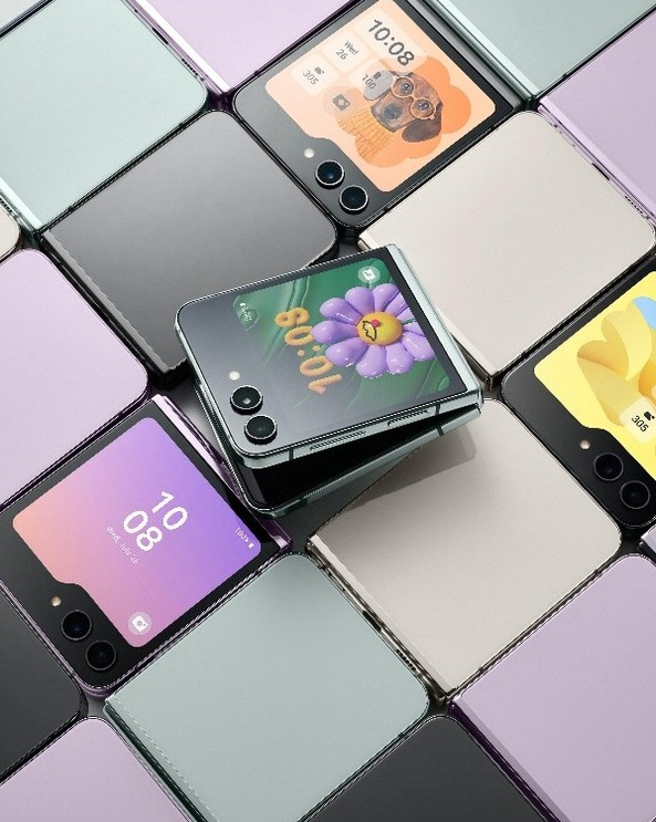 折叠屏新品：三星Galaxy Z Flip5引领个性化手机体验