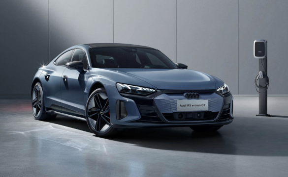 电动汽车崛起:挑战传统品牌忠诚度的新浪潮